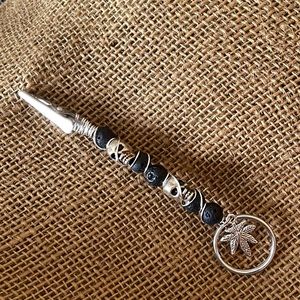 Metal Skull and Black Lava Rock Roach Clip / Keyring